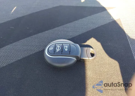 2016 Mini Convertible Cooper z USA, uszkodzony, nr VIN WMWWG5C56G3C18852